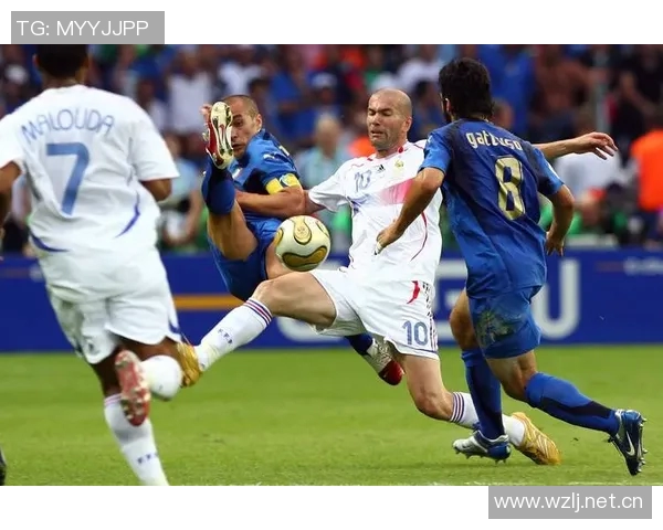 本泽马称赞齐达内执教能力并强调沙特联赛对顶级球员的需求